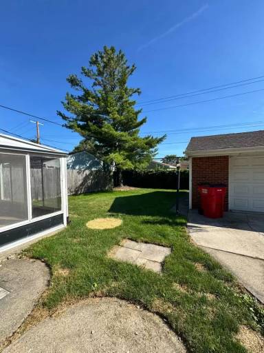 Main picture of 21318 Parkway St