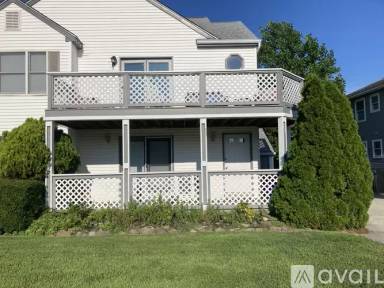 Main picture of 33 Lighthouse Dr