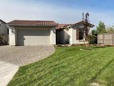 Main picture of 404 Sysonby Ct