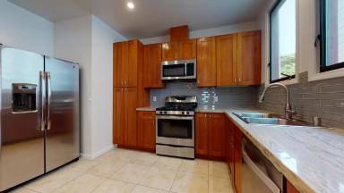 Main picture of 806 35th Ave