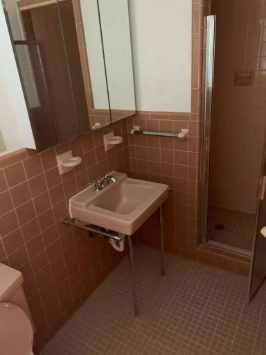 Main picture of 1991 Idlewood Dr