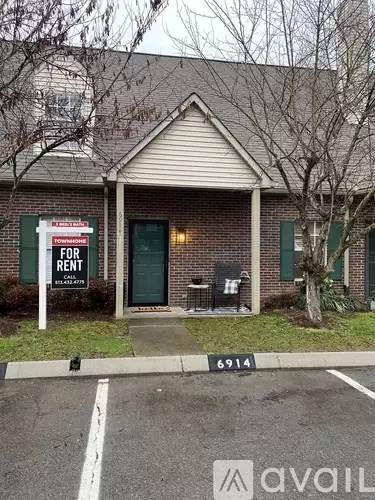 Main picture of 6914 Kings Crossing Way