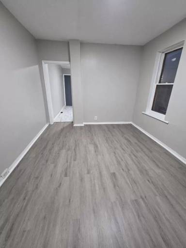 Main picture of 517 Stuyvesant Ave