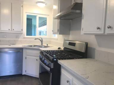 Main picture of 251 Saratoga Ct