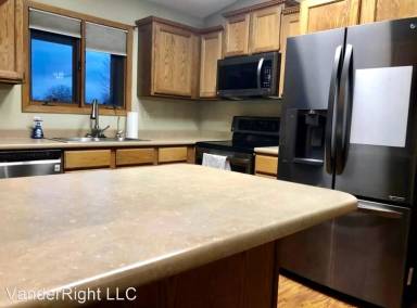 Main picture of 2800 S Cinnabar Cir