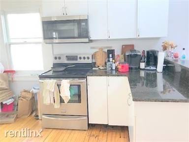 Main picture of 43 Spring St