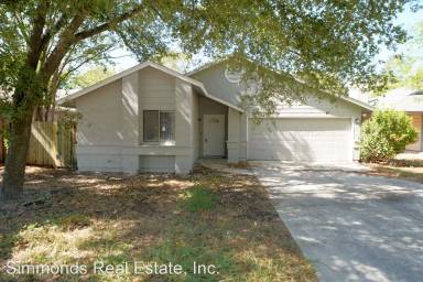 Main picture of 13207 Larkwalk St