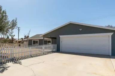 Main picture of 7340 Indio Ave