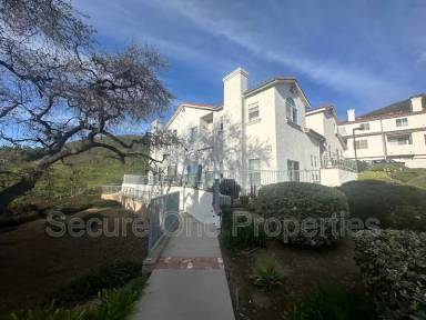 Main picture of 379 Westlake Vista Ln