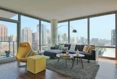 Main picture of 124 W Polk St