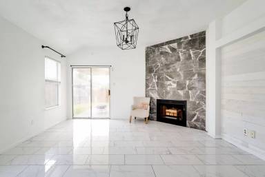 Main picture of 2212 Schwald Rd