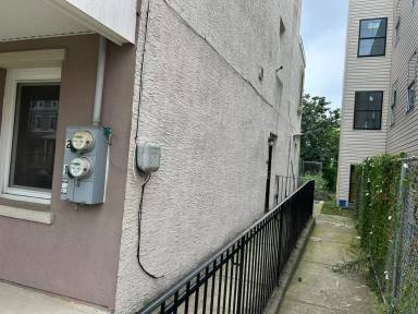 Main picture of 5511 Walton Ave