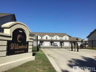 Main picture of 7800 Willowood Ln