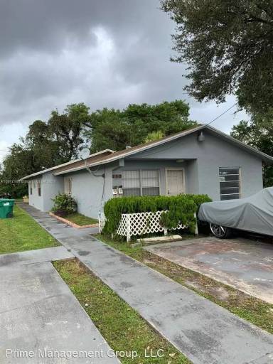 Main picture of 757 NW 95th Ter