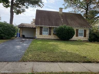 Main picture of 22 Bancroft Ln