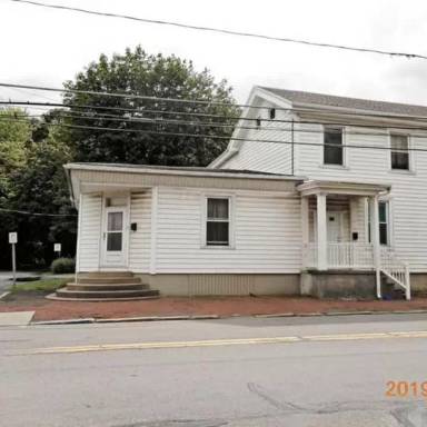 Main picture of 27 N Tulpehocken St