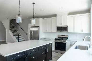 Main picture of 1418 Landon Hills Dr