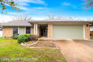 Main picture of 1303 Thornridge Rd