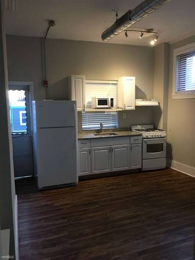 Main picture of 2818 W Girard Ave