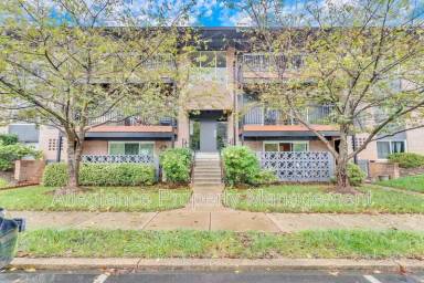 Main picture of 200 Park Terrace Ct SE