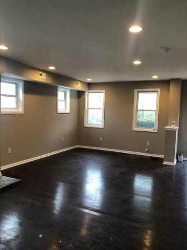 Main picture of 2718 Erdman Ave