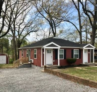Main picture of 1636 Vista Ln