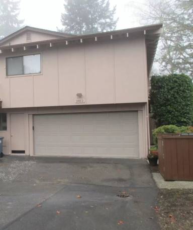 Main picture of 2812 Garden Ct