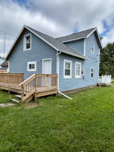 Main picture of 323 Trent St
