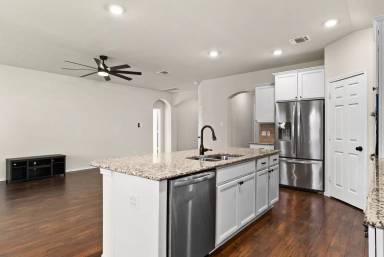 Main picture of 1319 Iron Glen Dr