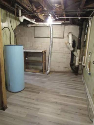 Main picture of 35 Fishermans Ln