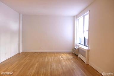 Main picture of 1360 York Ave