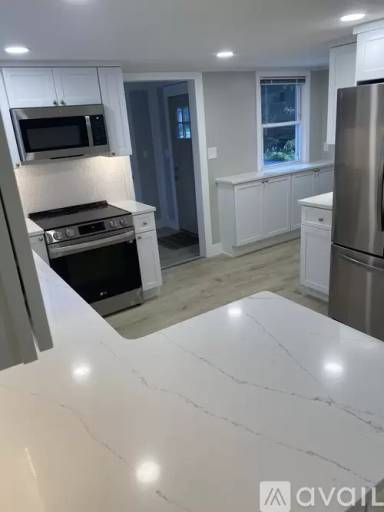 Main picture of 140 Wells Rd