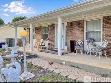 Main picture of 4020 Graybridge E
