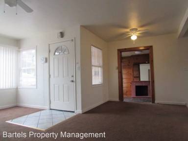 Main picture of 2410 Greenwood Dr