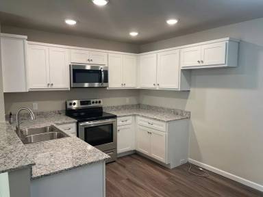 Main picture of 1908 Cypress St