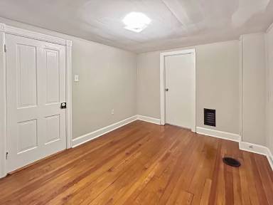 Main picture of 820 Pine St