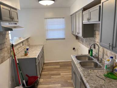 Main picture of 4128 Fleetwood Dr