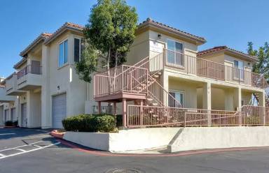 Main picture of 545 Lands End Way