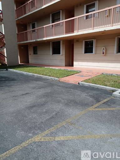 Main picture of 10227 NW 9th Street Cir