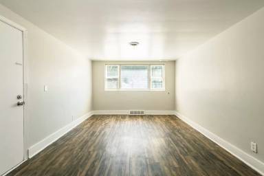 Main picture of 3911 N 52nd St