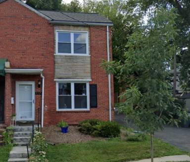 Main picture of 5724 Chillum Pl NE