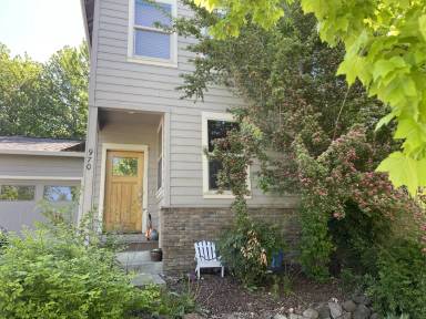 Main picture of 970 Stoneridge Ave