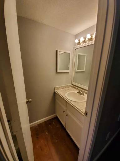 Main picture of 102 Austin Stone Dr