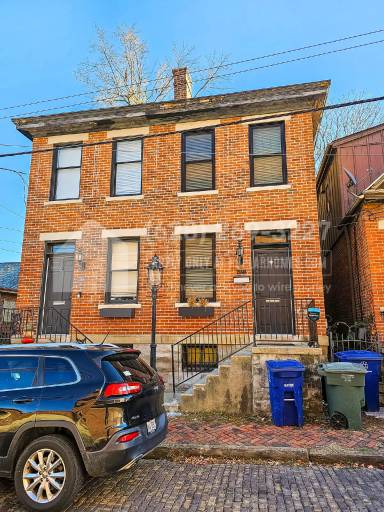 Main picture of 582 S Pearl St