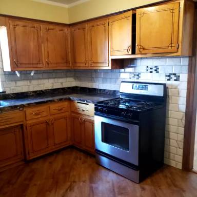 Main picture of 5959 S Komensky Ave