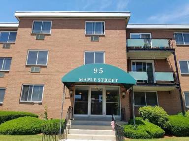 Main picture of 95 Maple St