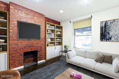Main picture of 332 W 47th St