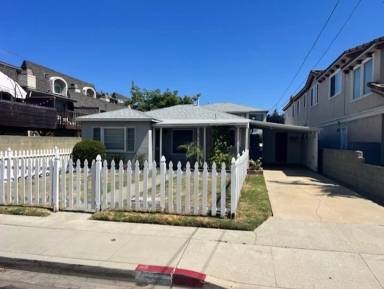 Main picture of 2109 Mathews Ave