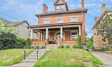 Main picture of 125 Washington Ave