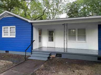 Main picture of 916 Northside Dr